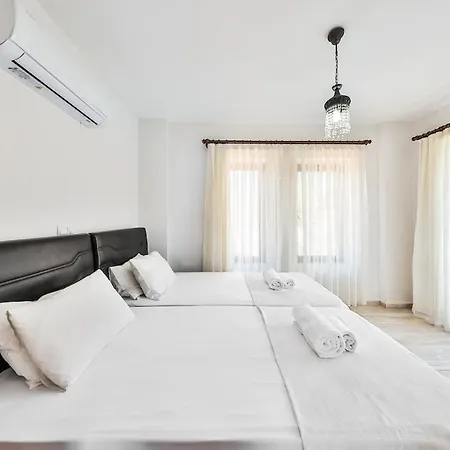 Location Zero To Meis In Вілла *