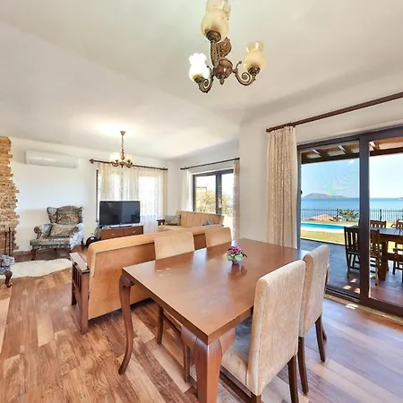 Location Zero To Meis In Villa