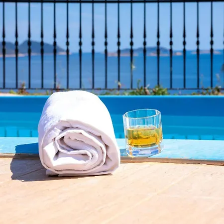 Location Zero To Meis In Villa